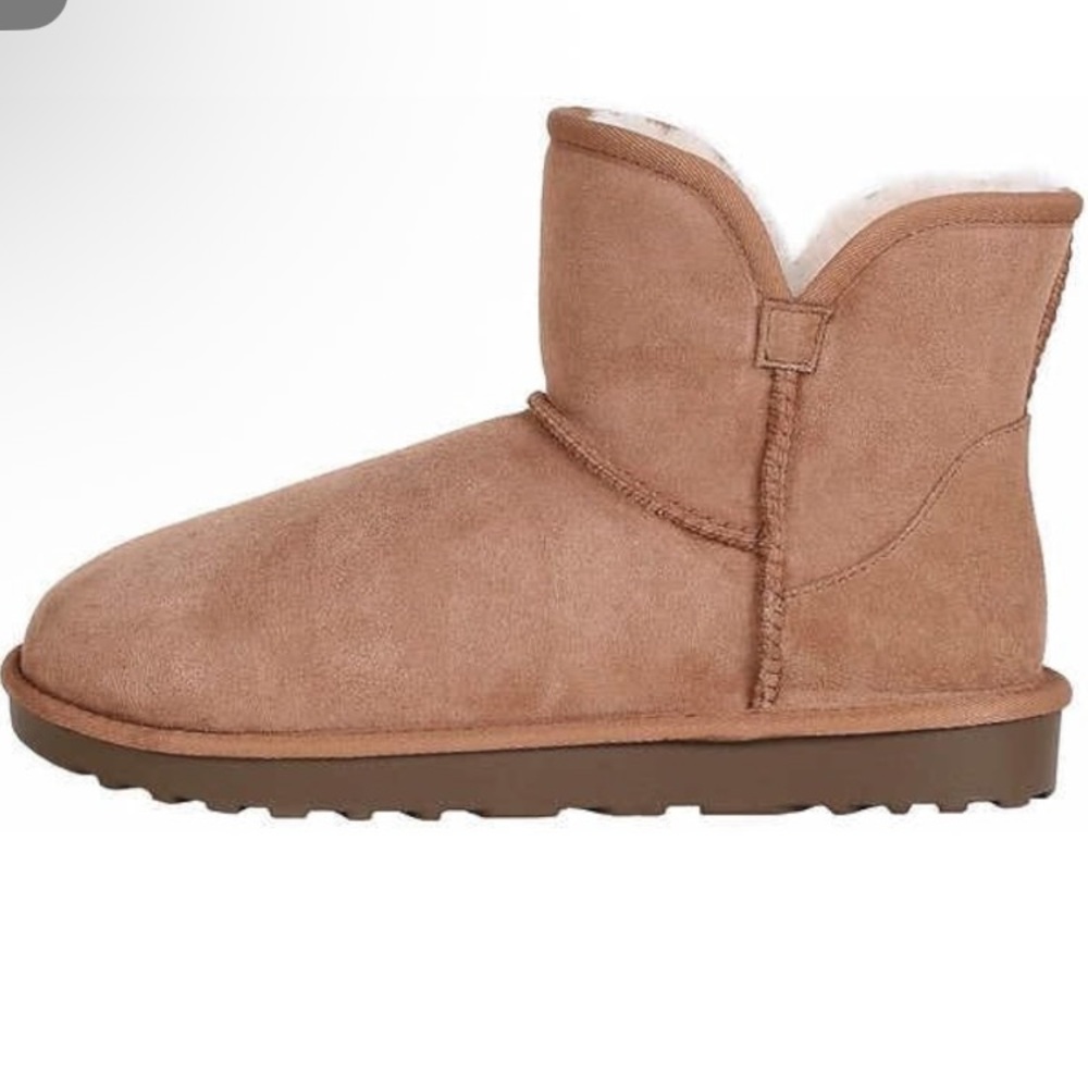 Kirkland Signature Women's Shearling Scalloped Edge Boot (Chestnut, US Footwear) - Picture 2 of 10